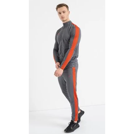 Nike Férfi  melegítő együttes (selymes)